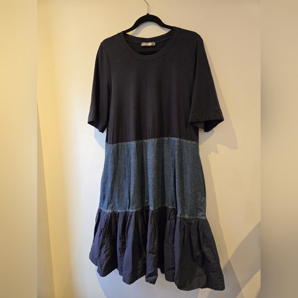 Alembika Denim Dress Size 2 (Medium) - Picture 5 of 11